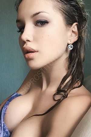 Алина, 89581110239