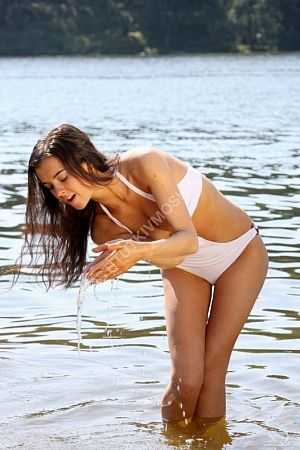Елена, 89581110239