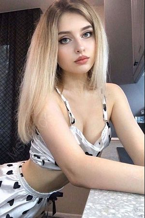 Эля, 89163413180