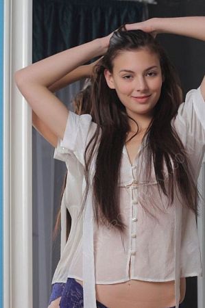 Елена, 84950324405