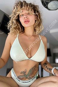 Алина, 89687141979